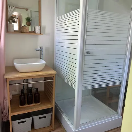 Studio Independant Jardin Avec Piscine Privatisee